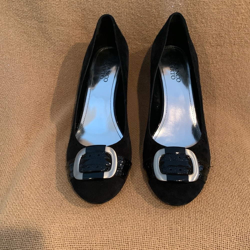 Franco Sarto Paver Pumps, 9.5M, black suede with black patent leather trim